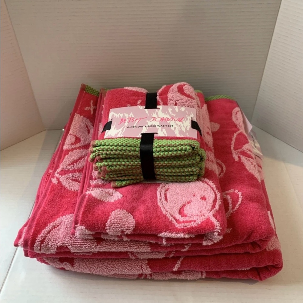 Betsey Johnson XOXO Cherries And Bows Pink 7pc Cherry Hand Bath Towel Set New